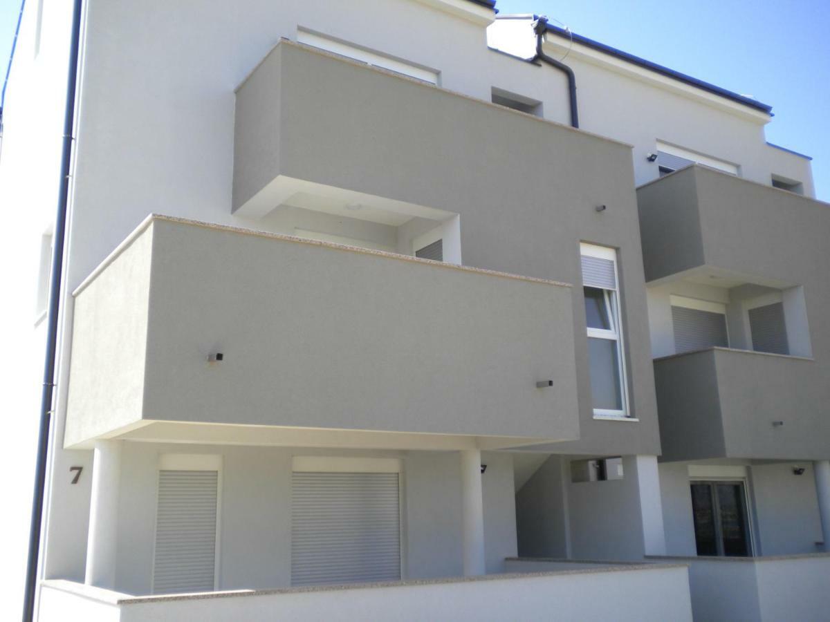 Apartments Venerea ニン エクステリア 写真