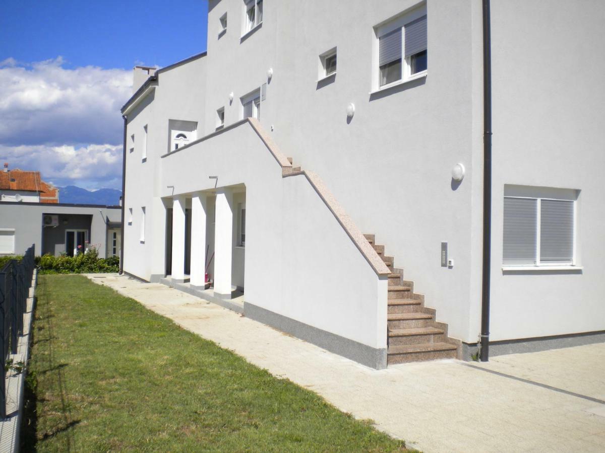 Apartments Venerea ニン エクステリア 写真