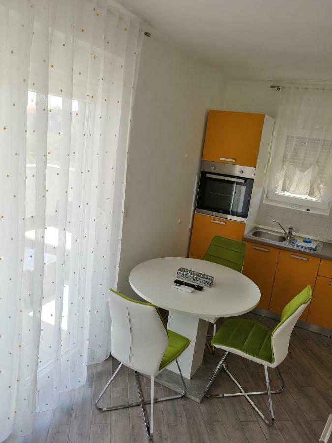 Apartments Venerea ニン エクステリア 写真