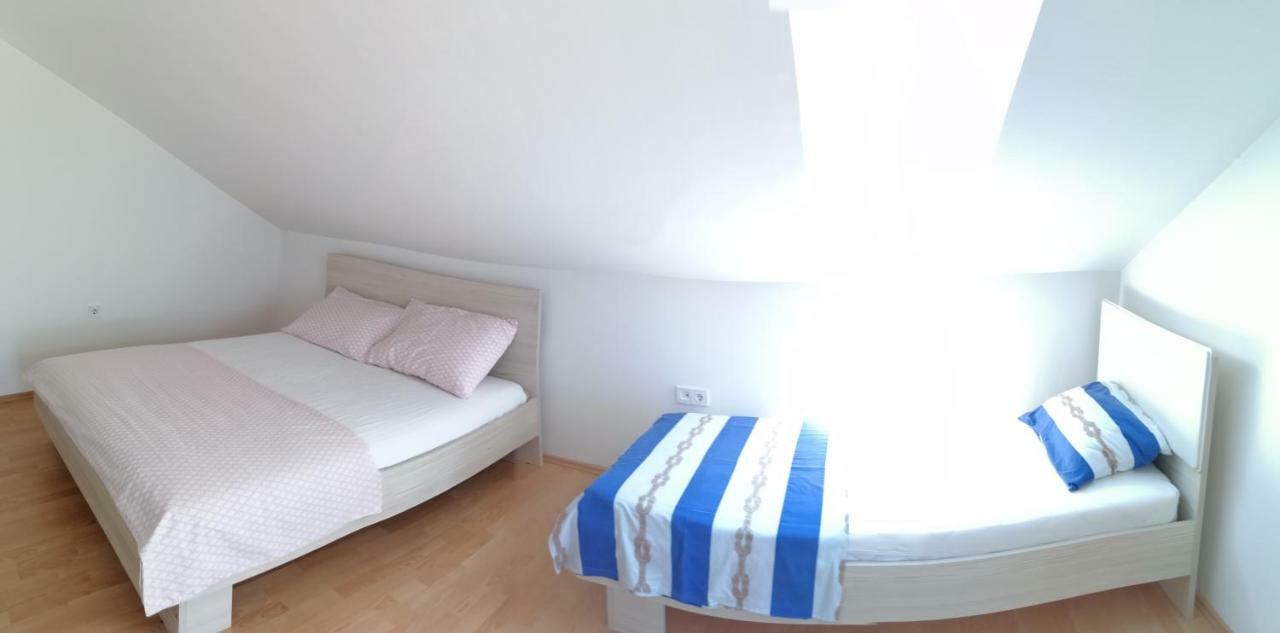 Apartments Venerea ニン エクステリア 写真